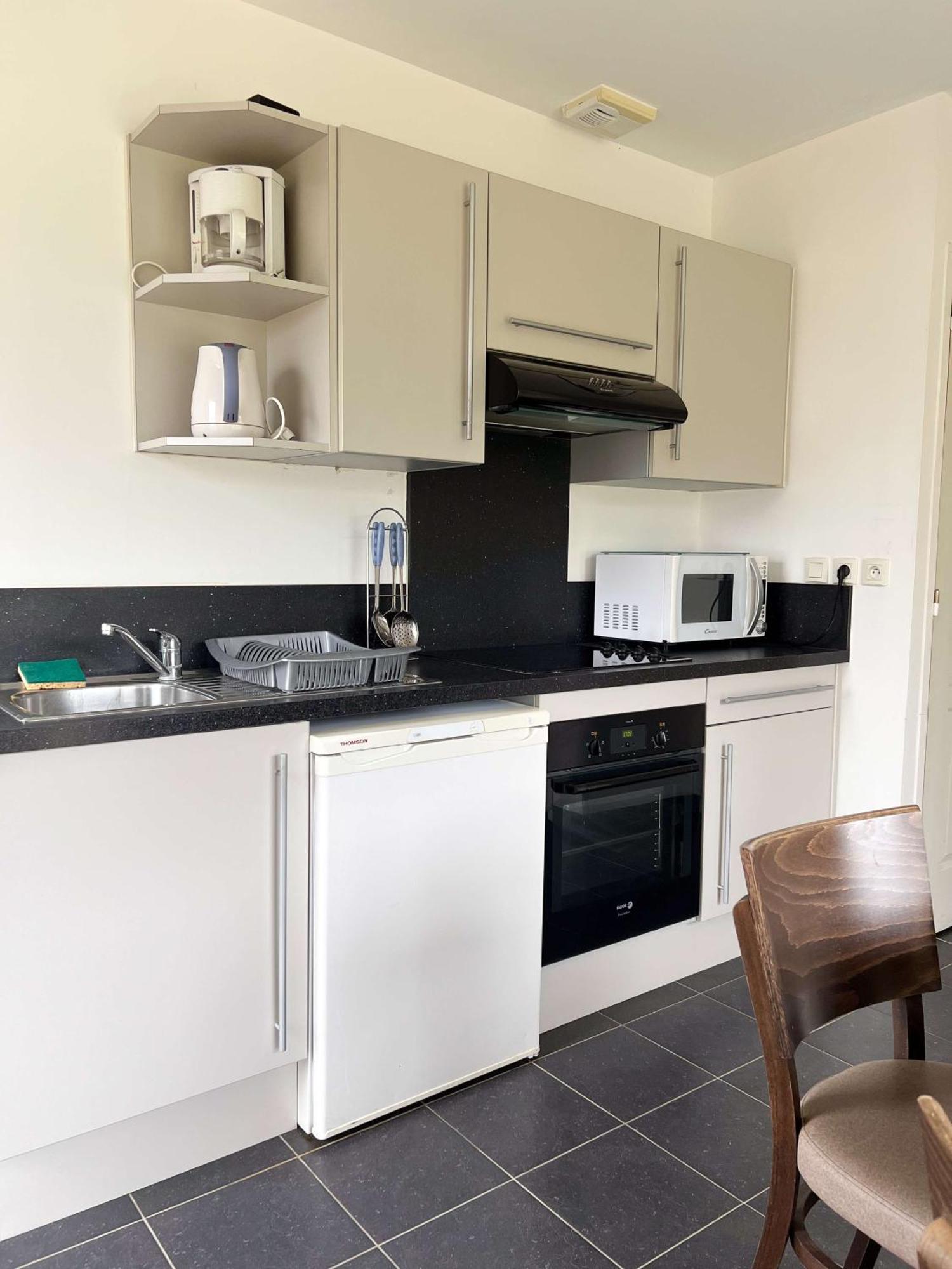 Brit Hotel Lannion-Perros Guirec ภายนอก รูปภาพ