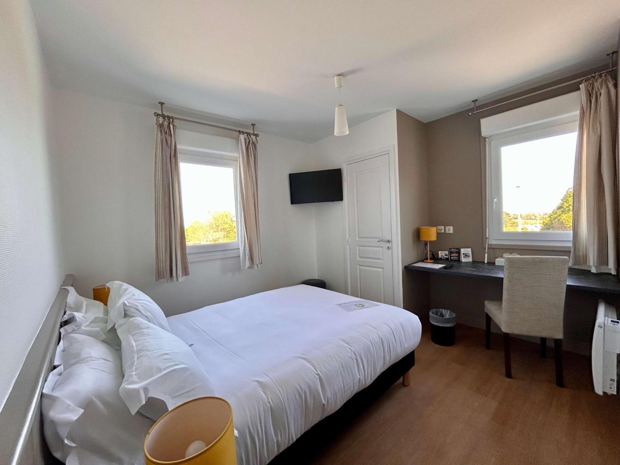 Brit Hotel Lannion-Perros Guirec ภายนอก รูปภาพ