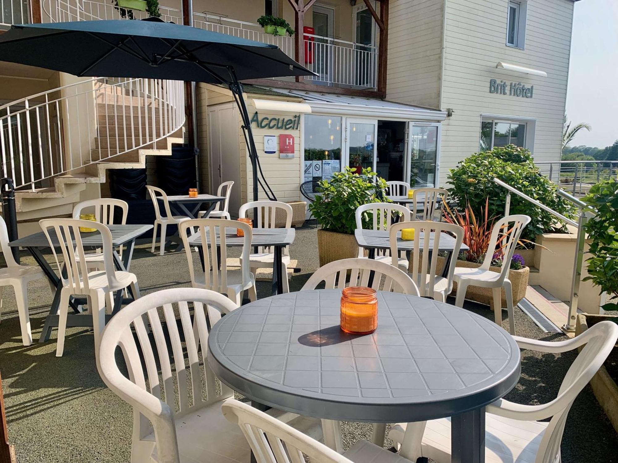 Brit Hotel Lannion-Perros Guirec ภายนอก รูปภาพ