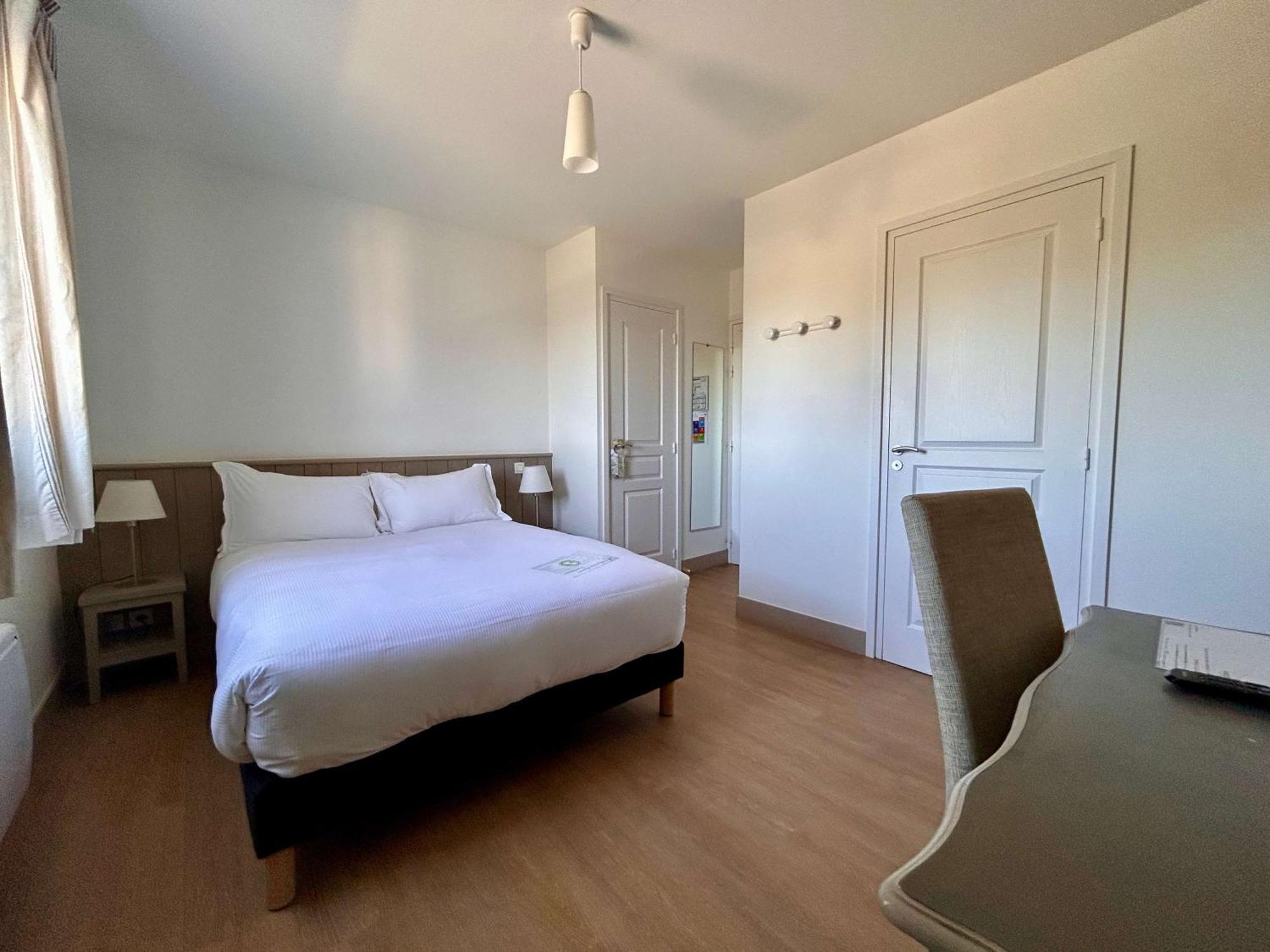 Brit Hotel Lannion-Perros Guirec ภายนอก รูปภาพ
