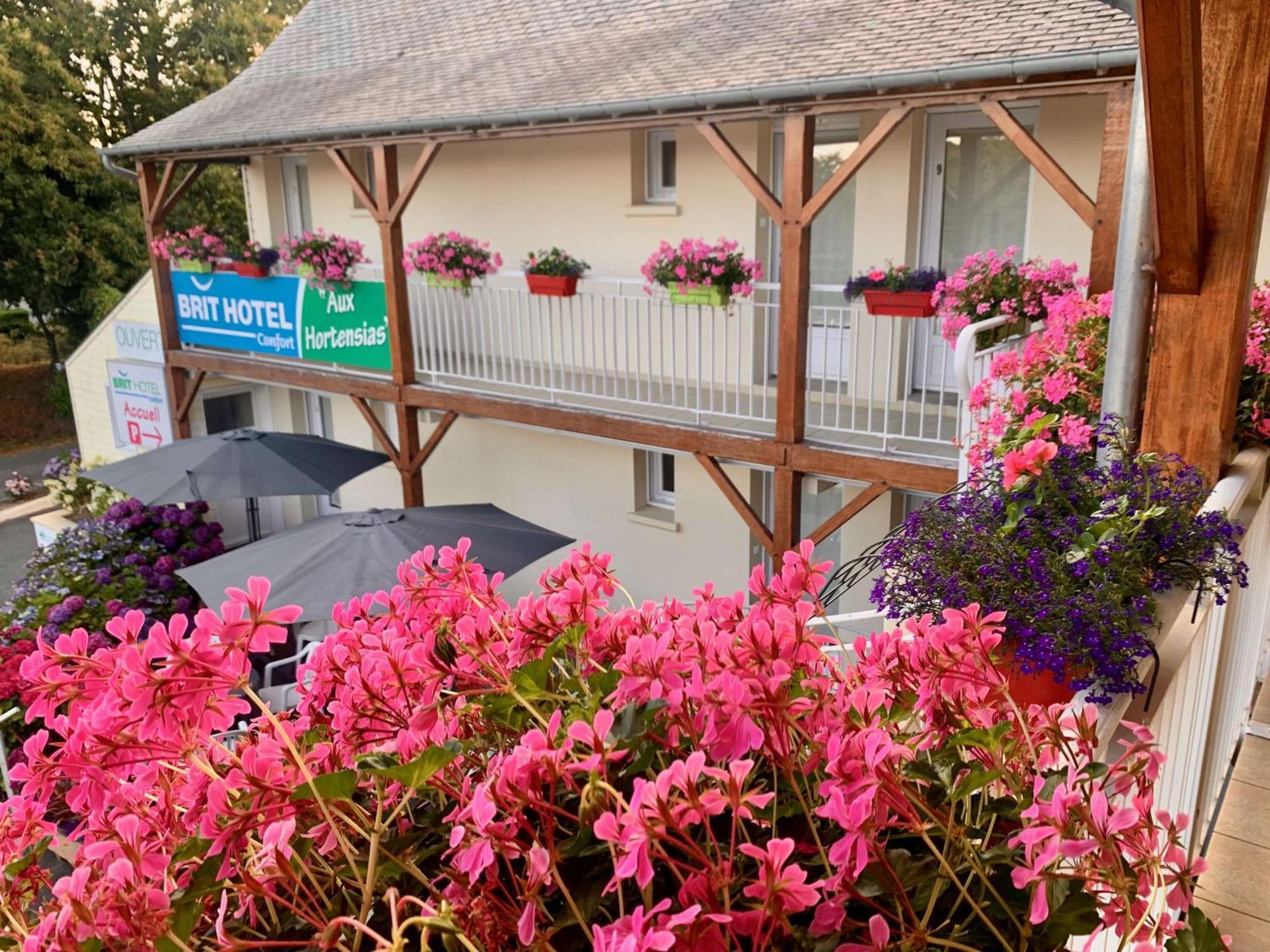 Brit Hotel Lannion-Perros Guirec ภายนอก รูปภาพ