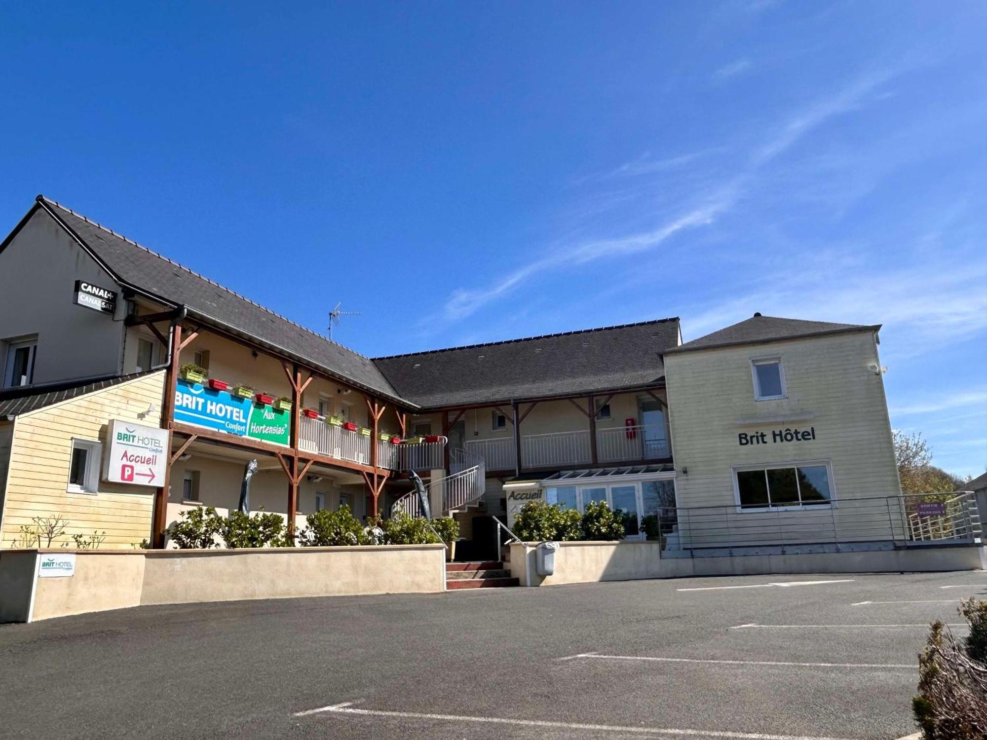 Brit Hotel Lannion-Perros Guirec ภายนอก รูปภาพ