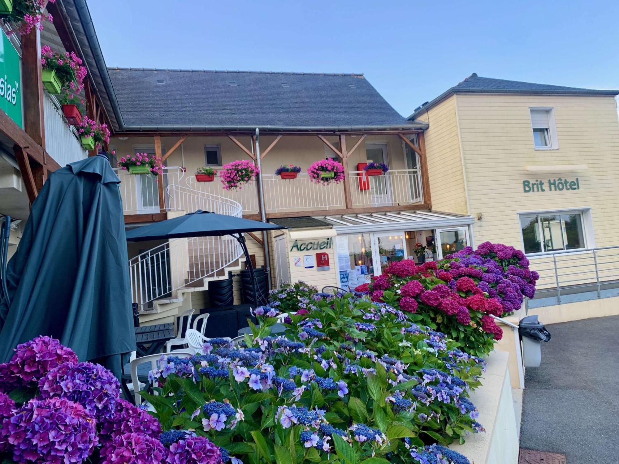 Brit Hotel Lannion-Perros Guirec ภายนอก รูปภาพ