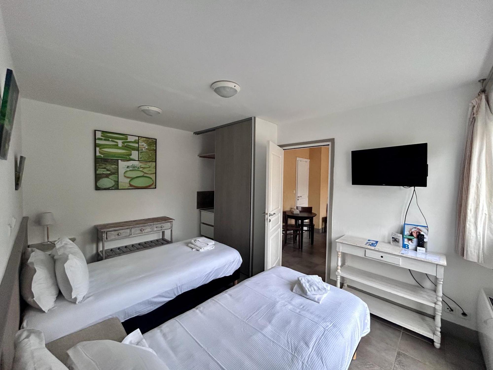 Brit Hotel Lannion-Perros Guirec ภายนอก รูปภาพ