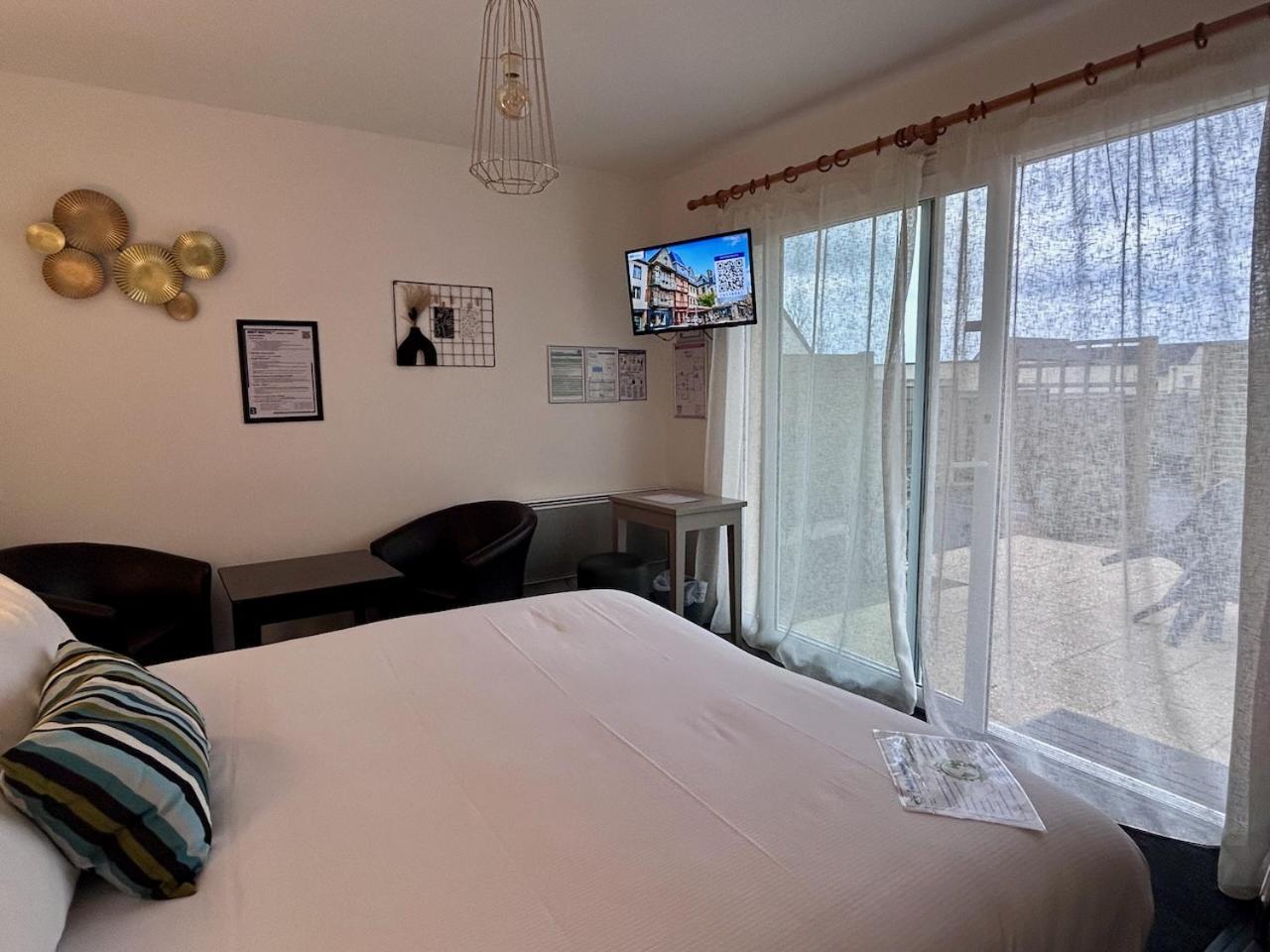 Brit Hotel Lannion-Perros Guirec ภายนอก รูปภาพ